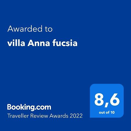 Villa Anna Fucsia Reitani Luaran gambar